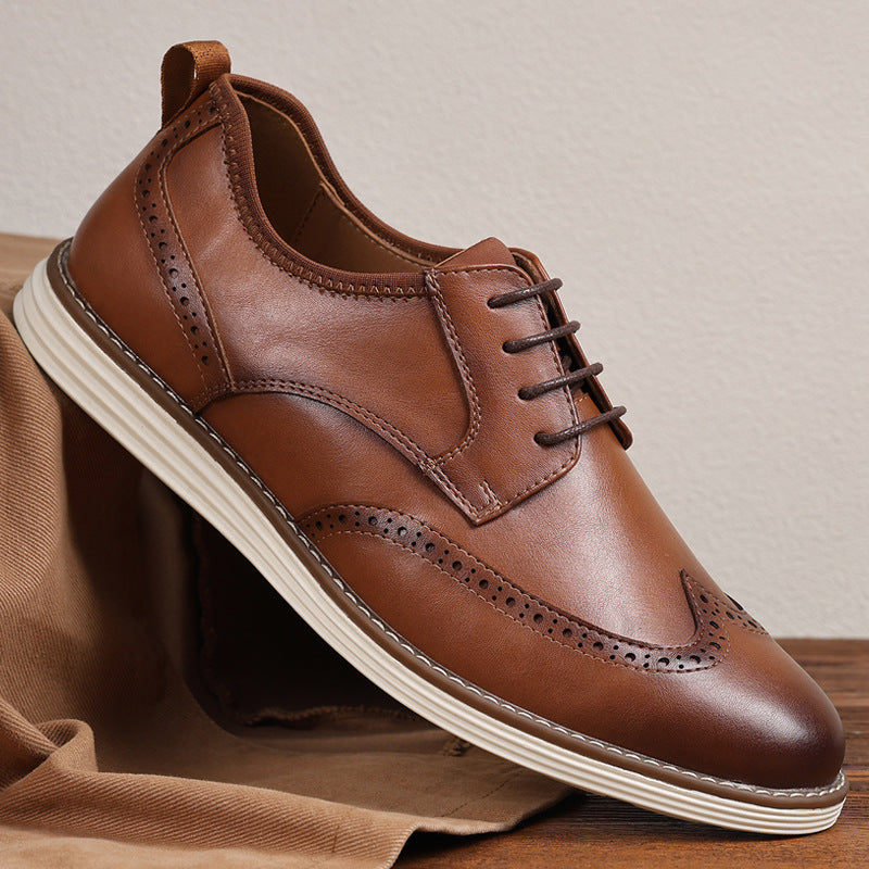 Men’s casual dress shoes with lace-up design