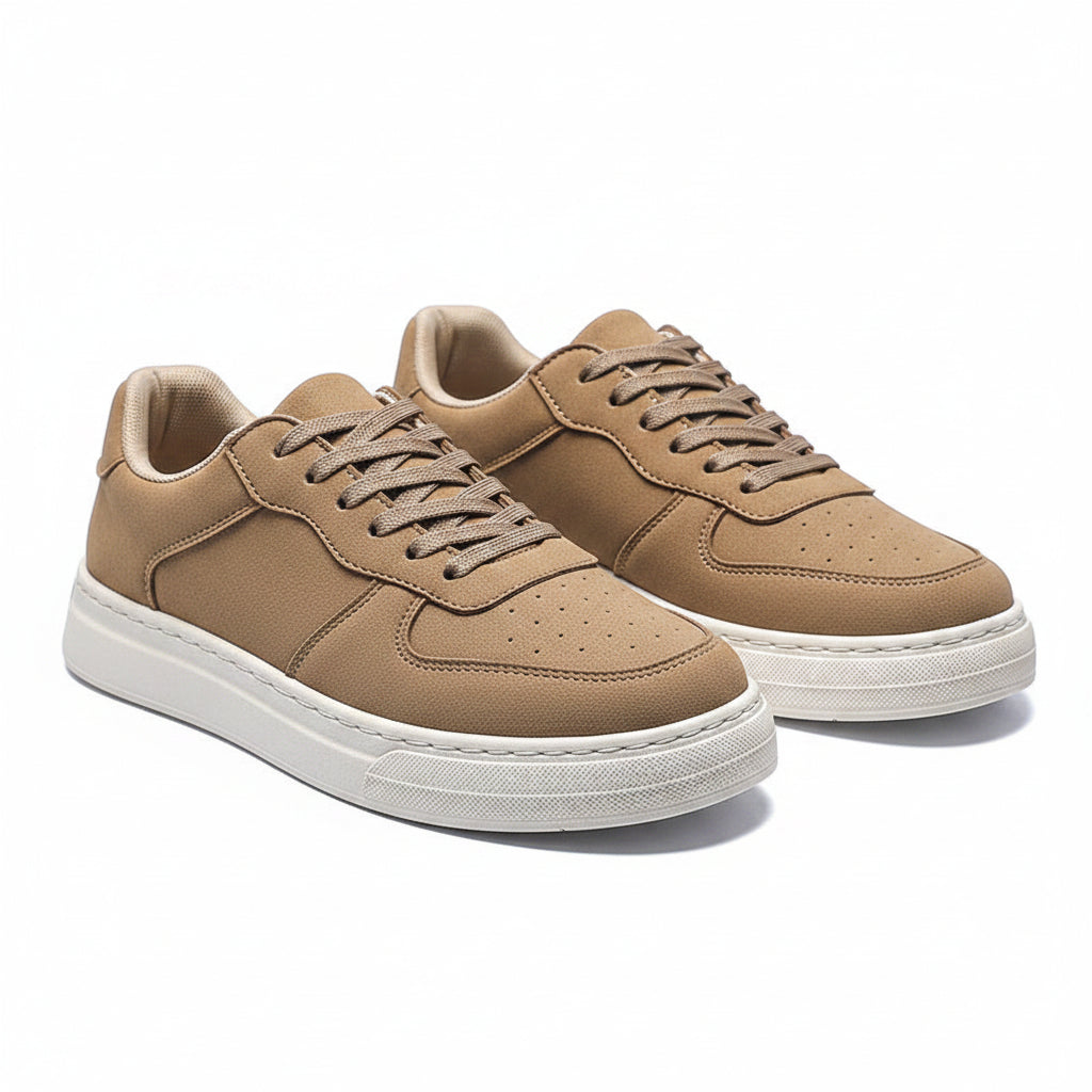 Men’s classic skate-style sneakers