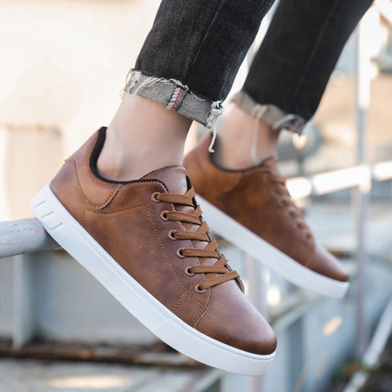 Men’s everyday casual sneakers with rubber sole